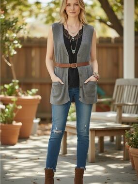 New York & Company Gray Ribbed Knit Top
